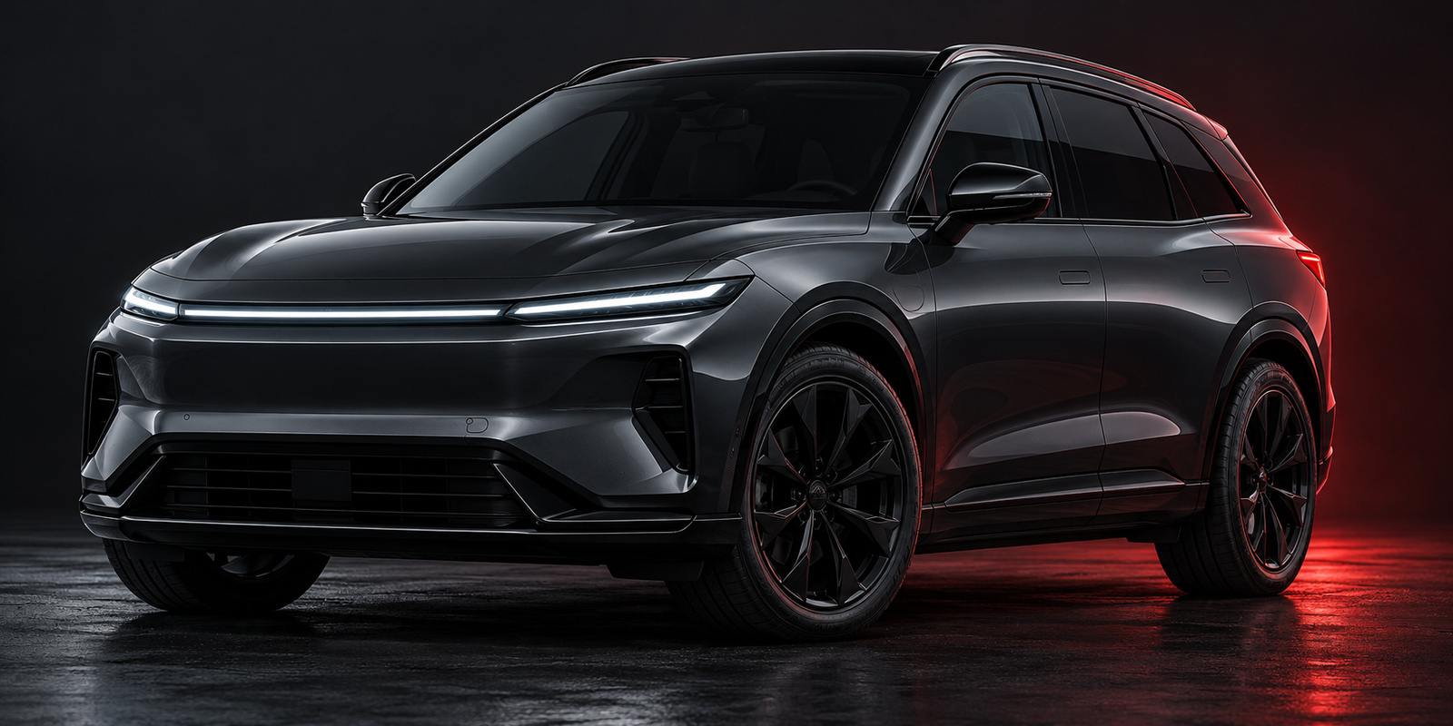Koyu renk elektrikli SUV